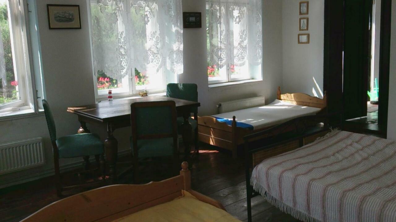 Apartmán Dom Pod Orlimi Skalami - Blisko Zamku Czocha Leśna Exteriér fotografie